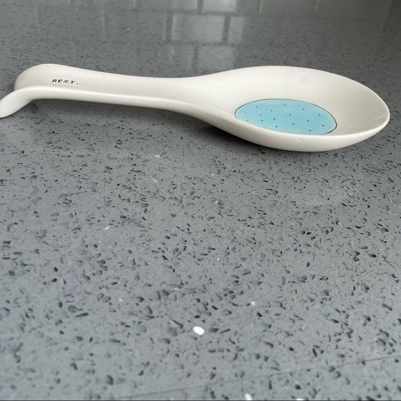 Rae Dunn Artisan Collection Blue Egg Spoon Rest - Picture 4 of 9